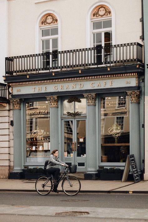 Polly Florence, Parisian Design, Storefront Design, Cafe Shop Design, Bakery Design, Shop Fronts, Coffee Shop Design, Beautiful Interior Design, Cafe Interior Design