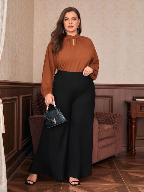 Plus Size Business Attire, Knit Wide Leg Pants, Beige Hose, Shein Plus Size, Wide Leg Pants Plus Size, Plus Size Chic, Look Plus Size, Professional Outfits Women, Plus Size Cocktail Dresses