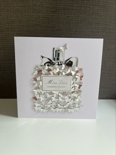 Perfume Card Ideas, Birthday Female, Happy Birthday Cards Diy, Birthday Snacks, Miss Dior Blooming Bouquet, Card Inspo, Dior Perfume, Christmas Card Art, 17th Birthday