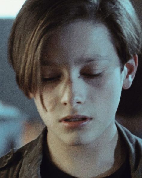 American History X Movie, X Movie, City Wallpapers, American History X, Edward Furlong, Detroit Rock City, John Connor, Dreadlock Hairstyles For Men, 얼굴 드로잉