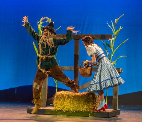 Wizard Of Oz Musical Costumes, Wizard Of Oz Broadway, Wizard Of Oz Aesthetic, Oz Aesthetic, Wizard Of Oz Pictures, Wizard Of Oz Play, Wizard Of Oz Musical, Wizard Oz, Homecoming 2024