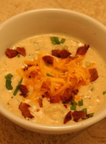 O’Charlie’s Baked Potato Soup Recipe Baked Potato Soup Recipe, Crock Pot Potatoes, Potato Soup Crock Pot, Loaded Potato Soup, Baked Potato Soup, Loaded Potato, Copycat Restaurant Recipes, Potato Soup Recipe, Food O