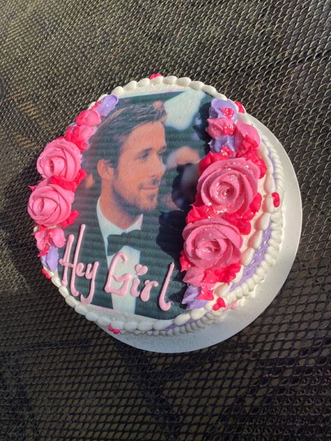 mine Ryan Gosling Birthday Cake, Ryan Gosling Cake, Ryan Gosling Birthday, Birthday 13, Birthday Barbie, Райан Гослинг, Smart Ideas, Bday Cake, I Want Him