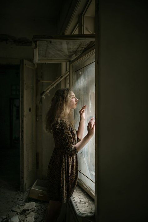 Abandoned Places Photoshoot, Abandoned Photoshoot, Houses Inspiration, Fine Art Portraits, Cinematic Photography, Dark Photography, Creative Portraits, Abandoned Houses, Dark Beauty