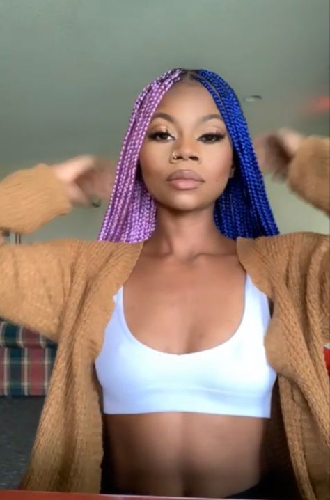 Split box braids, lavender and blue Grey And Purple Box Braids, Blue And Purple Knotless Braids, Lavender Braids For Black Women, Spring Box Braids, Split Box Braids, Half And Half Hair Color Box Braids, Colored Box Braids Inspiration, Split Color Braids, Purple And Blue Braids