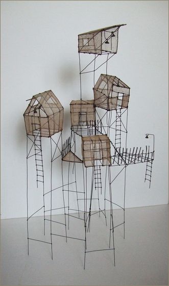 Sculptures Sur Fil, Wire Sculpture, Sculpture Installation, Land Art, Model Making, Wire Art, Little Houses, Architecture Model, Art Plastique