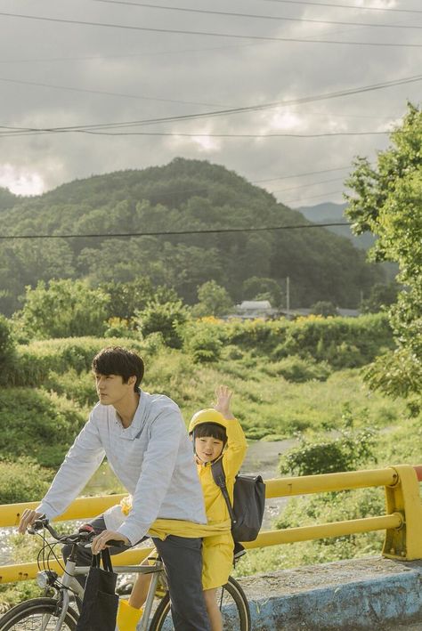 Be With You / So Ji Sub / Son Ye Jin Korean Movie Aesthetic, Korean Movie Scene, Son Ye Jin, Movie Aesthetic, Movies Quotes Scene, Be With You Movie, Weightlifting Fairy, Web Drama, So Ji Sub