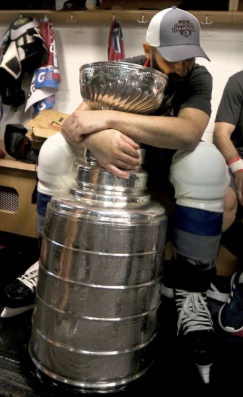 Cup Pictures, Avalanche Hockey, Colorado Avalanche Hockey, Hockey Baby, Books Ideas, Stanley Cup Champions, Dreams Do Come True, Colorado Avalanche, Big Show