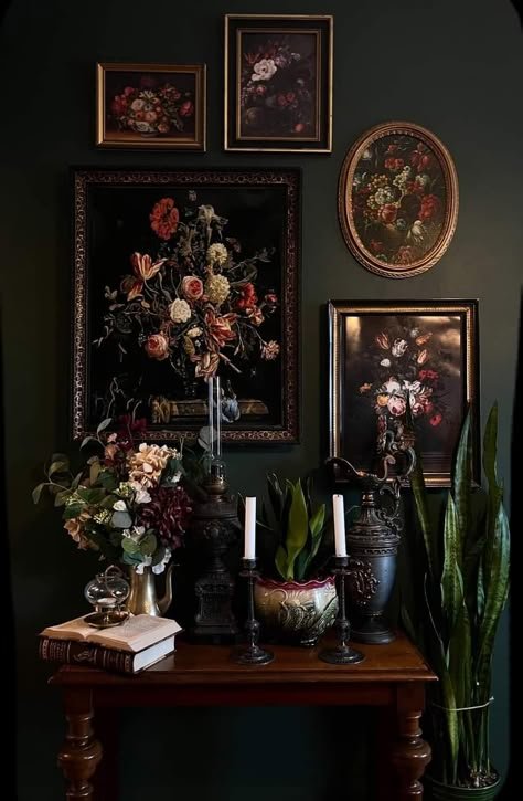 Dark Green Decor Ideas, Goth Cottagecore Home Decor, Dark Nature Decor, Living Room Academia Aesthetic, Goth Botanical Decor, Dark Witchy Home Aesthetic, Hunter Green Walls Living Room, Dark Cottagecore Home Aesthetic, Moody Eclectic Home