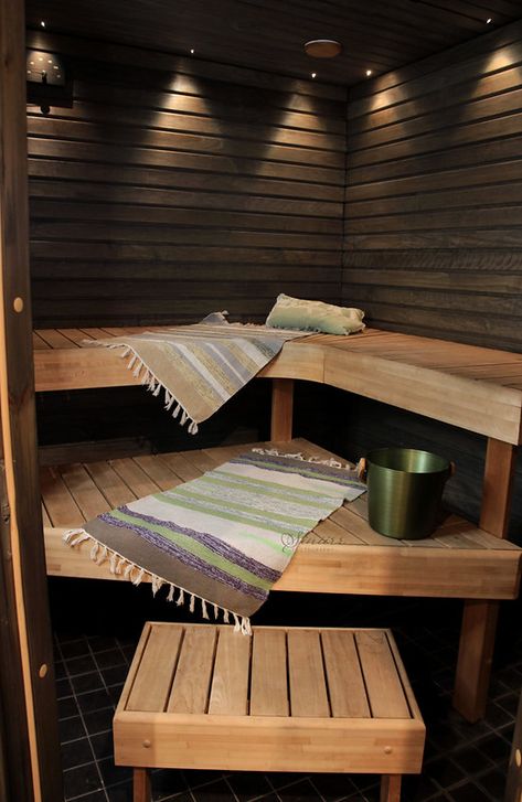 Sauna | villavalkea.fi/ | Sini R | Flickr Small Sauna Ideas, Sauna Decor, Sauna Build, Sauna Ideas, Building A Sauna, Sauna Steam Room, Finnish Sauna, Sauna Design, Sauna Room