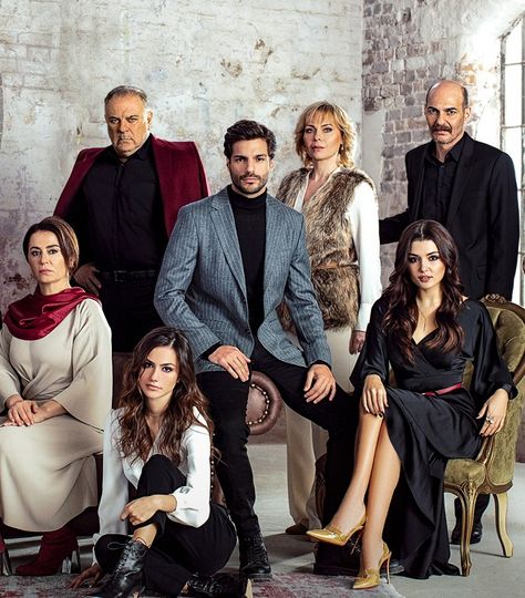 Halka (2019) #halka Halka Turkish Drama, Persian Language, Tv Series To Watch, Turkish Film, Turkish Drama, Tv Shows Online, First Choice, Aesthetic Movies, Turkish Actors