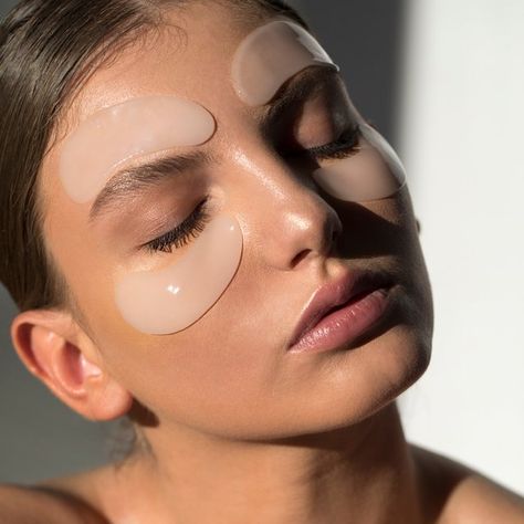 The Best Micro-Needling Eye Patches To Use At Home | SheerLuxe A Good Skincare Routine, Good Skincare Routine, Eyes Dark Circles, Overnight Skin Care, Steaming Your Face, Micro Needling, Eyes Dark, Sustainable Beauty, Physical Sunscreen