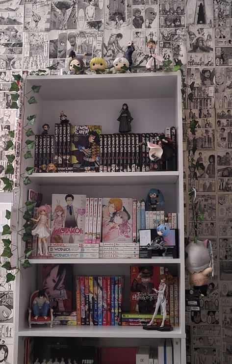 Demon Slayer Themed Room, Demon Slayer Manga Shelf, Demon Slayer Collection, Demon Slayer Room Ideas, Demon Slayer Room Decor, Demon Slayer Room, Manga Display, Otaku Room Aesthetic, Manga Shelving