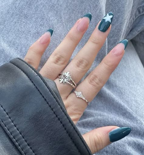 Star Almond Nails, Y2k Nails Blue, Y2k Almond Nails, Nail Designs Y2k, Blue Star Nails, Nails Inspiration Simple, May Nails, Hello Nails, Blue Acrylic Nails