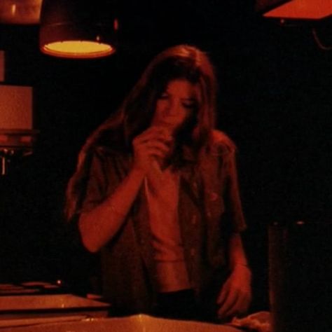 70s Romance, 70s Relationships, The Stepford Wives, Stepford Wives 1975, Stepford Wives, Scenes From A Marriage 1974, Katharine Ross, Carrie White 1976 Gif, Stepford Wife