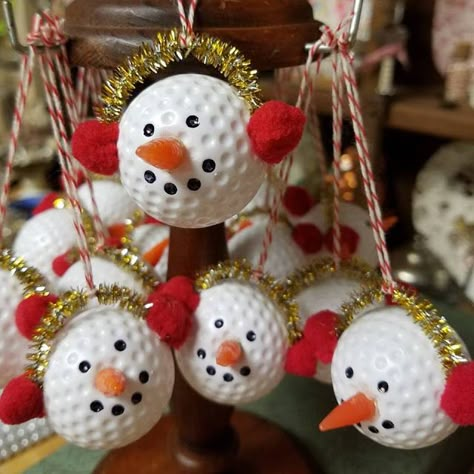 Golf Ball Ornaments, Golf Ball Crafts, Christmas Golf, Snowman Christmas Decorations, Homemade Ornaments, Handmade Christmas Crafts, Christmas Crafts To Make, Craft Shows, Holiday Crafts Christmas