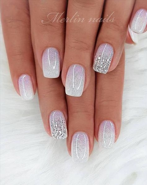 Holiday Nails Winter, January Nails, Square Nail Designs, Christmas Gel Nails, Short Square Nails, Bride Nails, Short Acrylic Nails Designs, Elegant Nails, Short Acrylic Nails