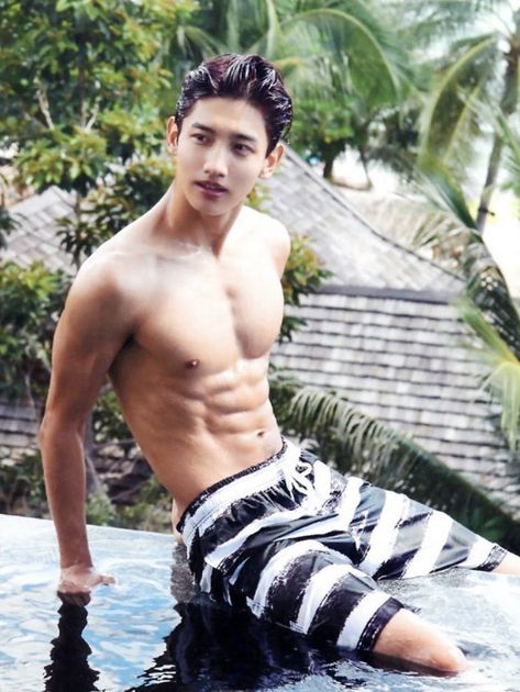 Changmin Tvxq, Tvxq Changmin, Men Abs, Chang Min, Male Models Poses, Sans Cute, Boy Idols, Korean Bands, Boy Band