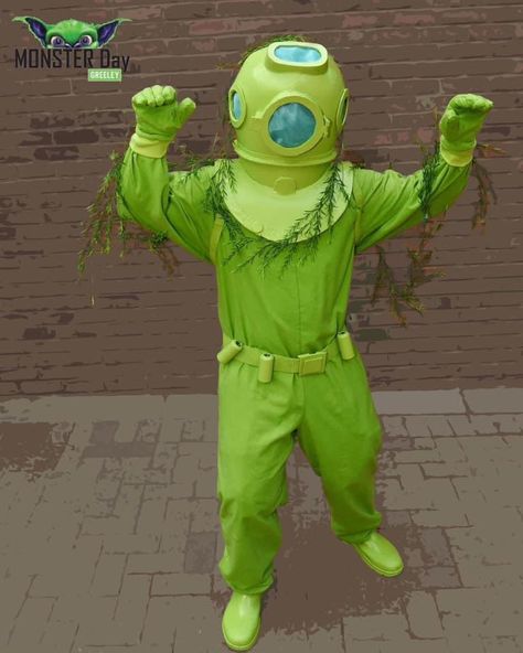 Scooby Doo Monster Costumes, Scooby Doo Halloween Outdoor Decorations, Scooby Doo Halloween Decorations, Spongebob Costume, Scooby Doo Halloween, Monster Decorations, Animated Halloween, Office Halloween, Monster Costumes