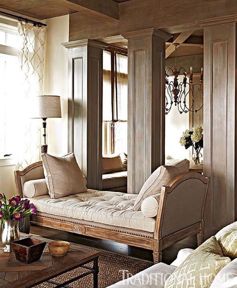 Lovely neutrals French Daybed, Ivy House, French Interior, French Country House, French Furniture, French Decor, Beautiful Interiors, Traditional House, Daybed