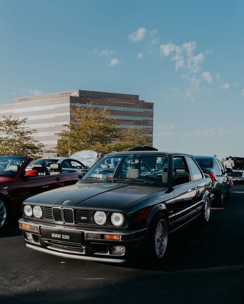 The iconic 320i never goes out of style. • • • • #bmw320i #carculture #classiccars #vintagevibes #autoenthusiast Old Bmw Aesthetic, Old Bmw Cars, Bmw Aesthetic, Old Bmw, Bmw 320, First Cars, Bmw 320i, Cars Luxury, Car Culture