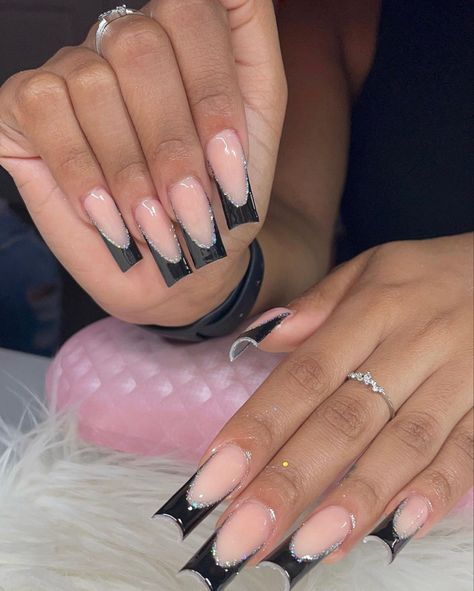 Black Nails Styles, Black French Tip Medium Nails, Black French Tip Long Nails, Black Nails Inspo Square, Black Acrylic Nails Birthday Set, Black Nails Square Medium, Black Nails For Hoco, Medium Black French Tip Nails, Medium Black Nails