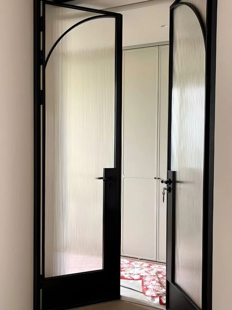 Modern Arch Aluminum Glass Design Door Aluminium Glass Door, Design Door, Arch Design, House Doors, Retro Vintage Style, Glass Doors, House Inspo, Dream Home Design, Glass Design