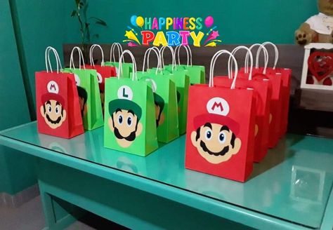 Mario Bros Candy Bag Ideas, Super Mario Brothers Birthday Party, Super Mario Brothers Birthday, Mario Brothers Birthday Party, Mario Bros Birthday Party Ideas, Nintendo Party, Mario Theme, Super Mario Bros Birthday Party, Mario E Luigi