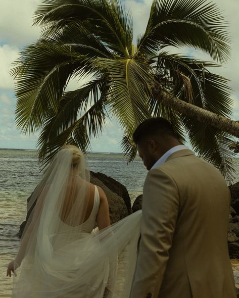 samantha + emilio’s kaua’i elopement✨🕊️ #oahuphotographer #kauaiphotographer #hawaiiphotographer #travelphotographer #couplesphotography #elopementphotographer #authenticlovemag #777luckyfish #documentaryphotographer #dirtybootsandmessyhair #crazyloveandwildkisses #loveandwildhearts #cinematicphotography #lovestory #unscriptedposingapp 🏷️ o’ahu photographer, kaua’i photographer, hawai’i photographer, travel photographer, candid photos, cinematic photography, elopement photographer, storyte... Tropical Elopement, Oahu Photographers, Photographer Travel, Hawaii Photographer, Documentary Photographers, Cinematic Photography, Travel Photographer, Kauai, Messy Hairstyles