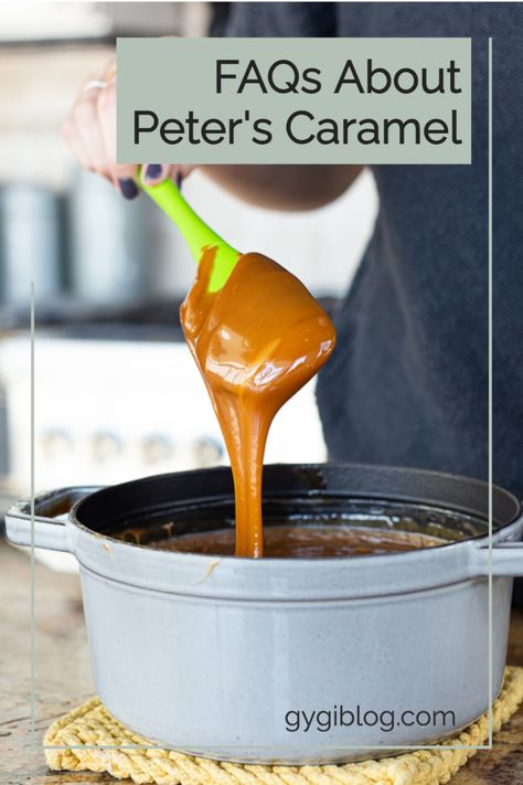 Peter's Caramel Recipes, Carmel Recipe, Caramel Treats, How To Melt Caramel, Caramel Dip, How To Make Caramel, Sweet Treats Desserts, Pretzel Dip, Loaf Recipes