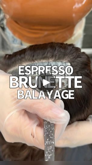 Diy Balayage At Home Step By Step, How To Lighten Brown Hair, Diy Balayage At Home, Espresso Brunette, Balayage Hair Videos, Bayalage Brunette, Balayage Before And After, Diy Balayage, Reverse Balayage