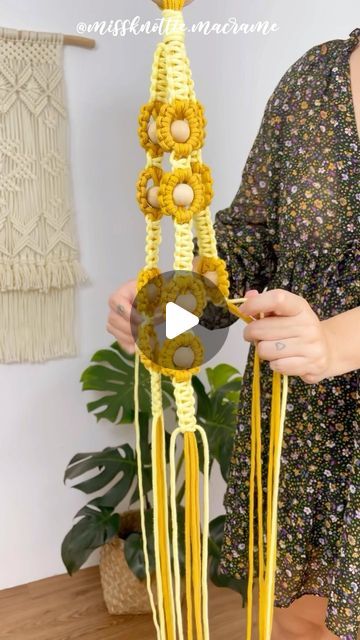 3d Macrame, Coaster Macrame, Macrame Tutorial Beginner, Plant Hanger Tutorial, Bracelets Macrame, Keychain Macrame, Modern Macrame Wall Hanging, Macrame Coasters, Macrame Hammock