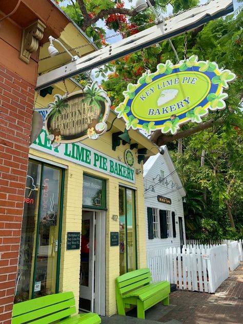 Key Lime Aesthetic, The Florida Keys Aesthetic, The Keys Aesthetic, Keywest Florida Aesthetic, Key West Florida Outfits, Margaritaville Aesthetic, South Florida Aesthetic, Key West Florida Aesthetic, Florida Keys Aesthetic