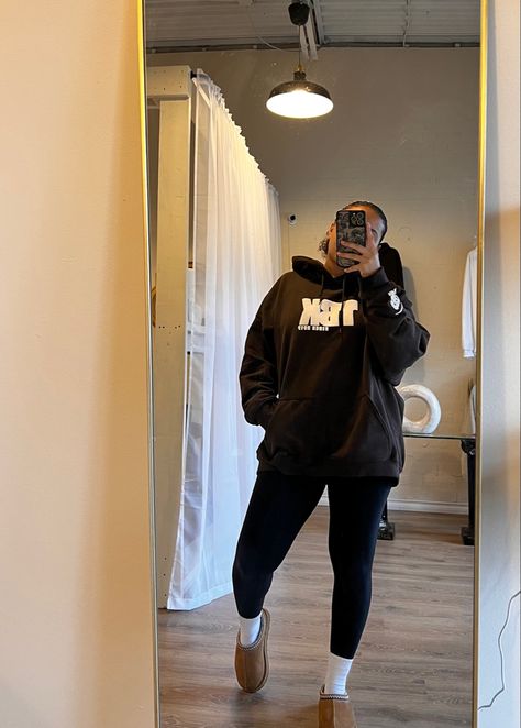 Brown tracksuit, brown hoodie, comfy outfit, tna, gucci flip flops, summer outfit, trucker hat Chill fall outfit, flannel oufit, brown flannel, tasman uggs outfit, summer night outfit, comfy fall outfit, casual flannel outfit, tna butter leggings, zara Brown Ugg Slippers Outfit, Outfits With Chestnut Uggs, Ugg Slides Outfit Black Women, Ugg Tasman Chestnut Outfit, Outfit With Tasman Uggs, Tasman Uggs Outfits Leggings, Uggs Outfit Summer, Chestnut Tasman Uggs Outfit, Brown Hoodie Outfit Woman