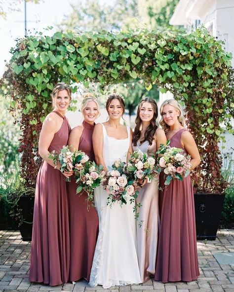 Lings Moment Dusty Rose, Dark Dusty Rose Wedding, Mauve Bridesmaid Dress Fall Wedding, Dark Mauve And Sage Green Wedding, Blush Pink Bridesmaid Dresses Dusty Rose Wedding Bouquets, Dusty Rose And Plum Wedding, Canyon Rose And Dusty Rose Wedding, Dark Mauve Bouquet, Mauve And Peach Wedding Flowers