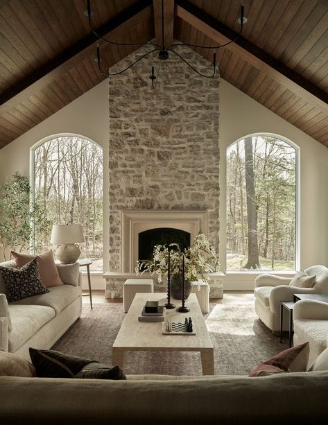 Project Tillsonburg — Ambiance Vaulted Ceiling Living Room, Home Fireplace, Fireplace Design, Dream House Plans, Stone Fireplace, Farmhouse Living, Ranch House, House Inspo, Dream Home Design