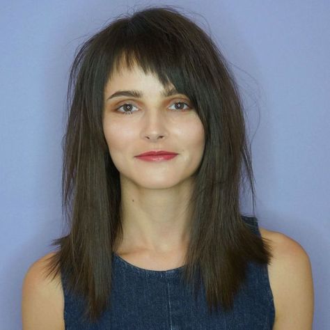 Choppy Side Bangs, Hairstyles For Square Faces, Asymmetrical Hair, Ash Balayage, Asymmetrical Bangs, Long Side Bangs, Haircut Inspo, Balayage Bob, Baby Pony