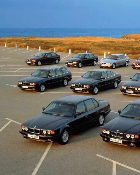 Bmw 740, Bmw Vintage, Cars Photo, Classic Bmw, Bmw E34, Road Trip Car, About Cars, Bmw Alpina, Bmw Classic