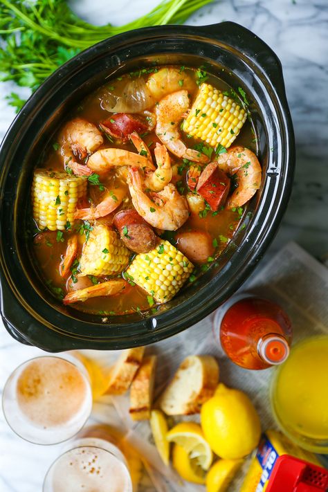 SLOW COOKER SHRIMP BOIL Easy Seafood Boil, Seafood Boil Sauce, Easy Dinner Party Recipes, Summer Slow Cooker Recipes, Spring Meals, Valentines Breakfast, Squeezed Lemon, Crockpot Recipe, Easy Seafood