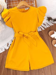 Baby Dress Tutorials, Classy Short Dresses, Shein Kids, 2piece Outfits, African Dresses For Kids, Girls Beach, Dinner Dress Classy, Kids Dress Wear, Belted Romper