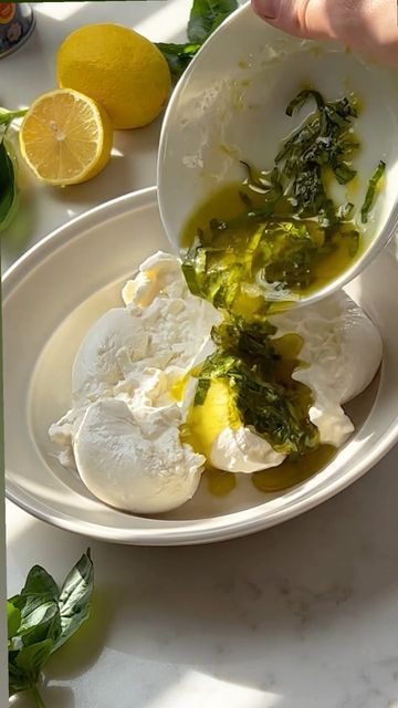 Fetty's Food Blog on Instagram: "For the love of Burrata. Lemon Basil Burrata w. Garlic Toasts is a must-try! Ingredients 8 oz burrata cheese 3 tbsp olive oil, divided 1 tbsp fresh basil, sliced 1 lemon, zested and squeezed 1 baguette, sliced 1 clove garlic, halved Recipe linked in bio. #burrata #burratacheese #appetizers #toast #toasttuesday #summer #summertoast #crostini #crostinis #recipereels #recipes #recipevideo #summerrecipes" Spring Recipe, Burrata Cheese, Lemon Basil, Puff Pastry Recipes, Pizza Bread, Pastry Recipes, Dressing Recipe, Fresh Basil, Aesthetic Food