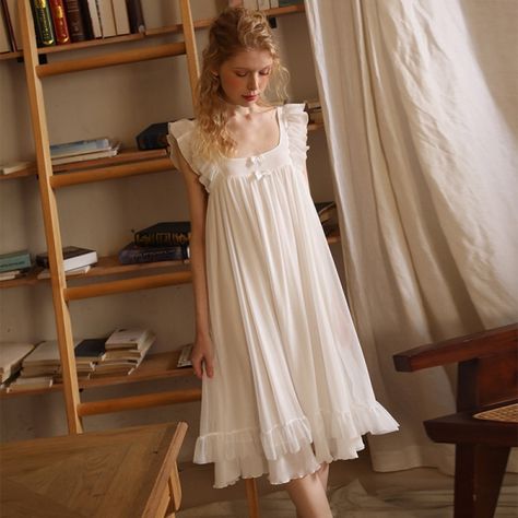 Princess Sleepwear, Princess Nightgowns, Victorian Nightgown, Korea Style, Night Dress For Women, Linens And Lace, Women's Nightgowns, Linen Pants Women, Nightgowns