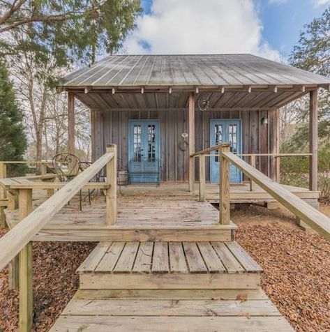 Cajun Cottage, Creole Cottage, Louisiana Travel, Southern Living Magazine, Fishing Cabin, Cozy Cottages, Retirement House, Cottage Bed, Secluded Cabin