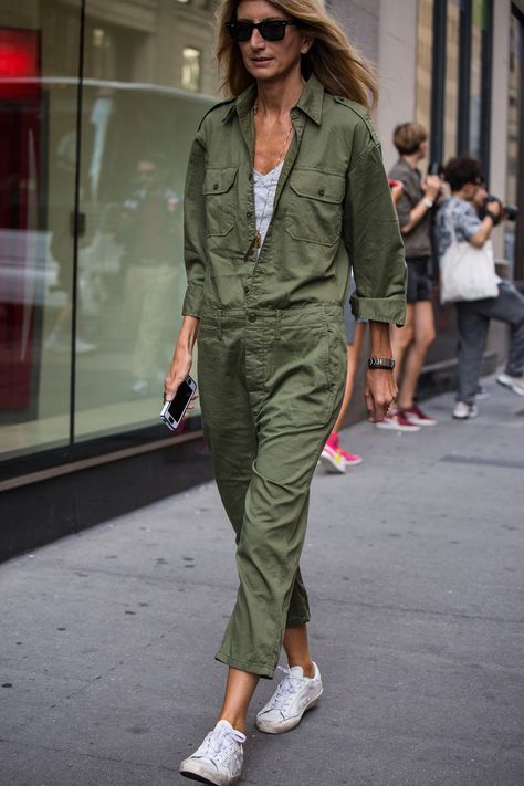 Get to know the colour DNA of New York's freshest street style with our Topshop pin palette. #Topshop http://www.topshop.com/en/tsuk/category/pinterest-4723765/home?cmpid=soc_d_pin_wk3_uk_pinterestpalette Army Green Jumpsuit, Plain Jumpsuits, Khaki Jumpsuit, Army Fashion, Jumpsuit Outfit, Green Jumpsuit, Military Fashion, White Sneakers, Tulum