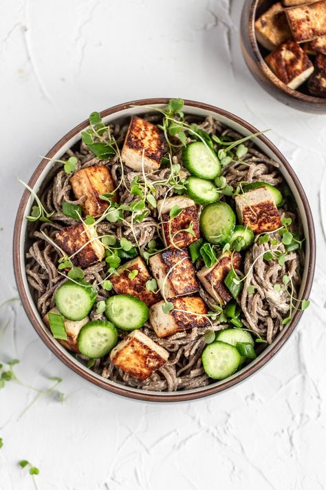 Vegan Tahini Soba Noodles with Crispy Tofu - NattWrobel Soba Noodle Bowl, Soba Noodles Recipe, Light Summer Meals, Eat Pretty, Vegan Beans, Crispy Tofu, Extra Firm Tofu, Soba Noodles, Noodle Salad