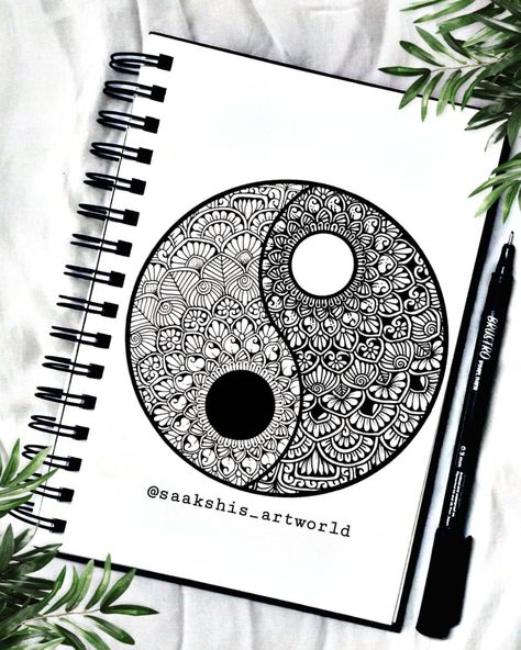 Yin And Yang Mandala Art, Yinyang Mandala, Yin Yang Mandala, Heart Mandala, Wu Wei, Drawing Time, Mini Polaroid, Intricate Mandala, Mandala Artwork