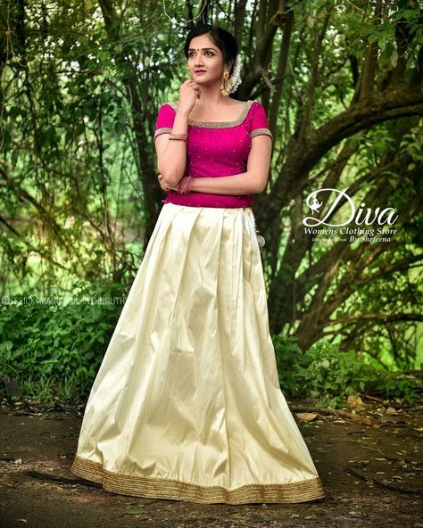 Lengha Blouse Design, Pattu Pavadai Designs Women, Kerala Skirt And Top, Kerala Traditional Dress, Kerala Wedding Saree, Long Skirt Top Designs, Pattu Pavadai Designs, Lengha Blouse, Onam Outfits