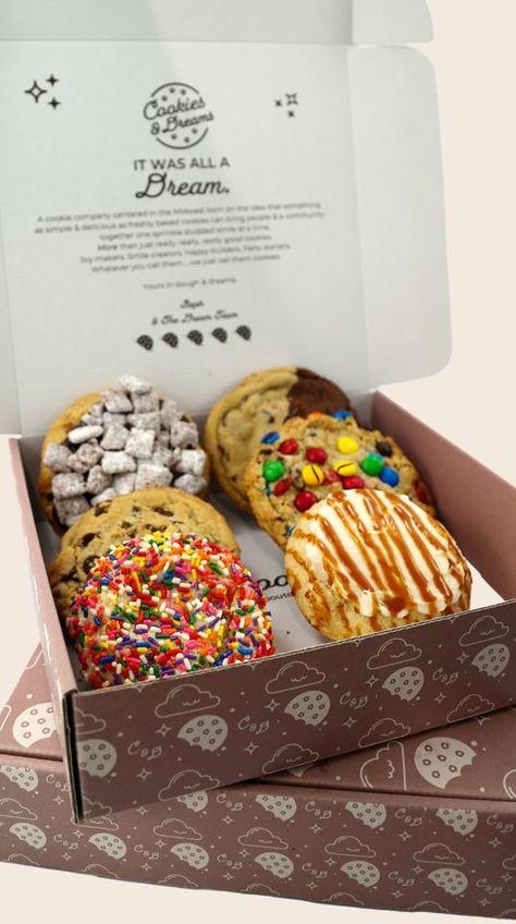 Chocolate Chip Cookies Box Packaging, Variety Of Cookies, Cookie Lifestyle Photography, How To Package Cookies To Sell, Cookies Box Packaging Ideas, Cookie Gift Box Ideas, Cookie Box Diy Packaging Ideas, Cookies Gift Box Ideas, Cookie Pop Up Shop Display