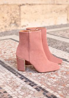 Theatrical Romantic, Velvet Boots, Knit Shoes, Pink Boots, Dream Shoes, Girls Boots, Mid Calf Boots, Heeled Ankle Boots, Parisian Style