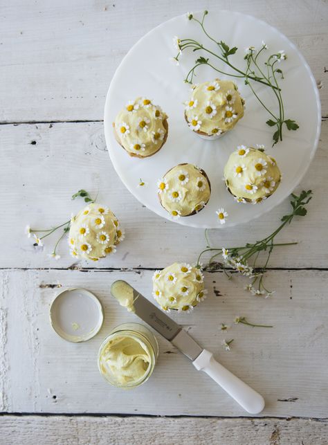 Easter Cupcakes \\ Sweet Laurel Sweet Laurel, Spring Cupcakes, Sugar Free Treats, Daisy Party, Vanilla Cupcake Recipe, Yellow Foods, Easter Cupcakes, Friday Favorites, Coconut Butter